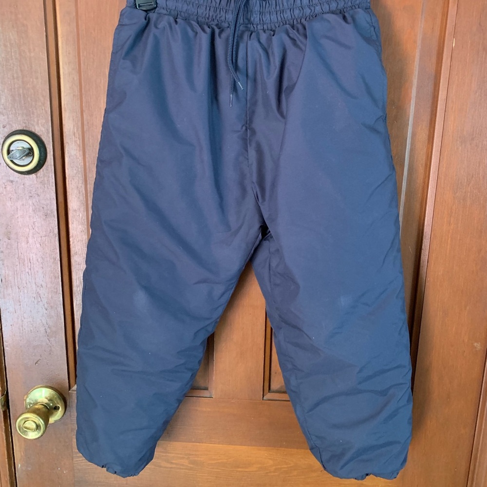 Kids vintage snow pants in good condition size 7
